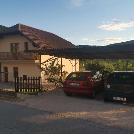Apartman Nika Otočac Zewnętrze zdjęcie